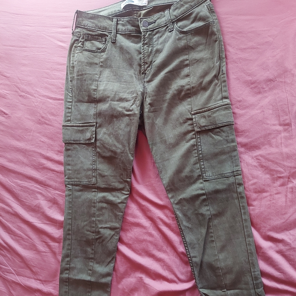 Women's cargo pants